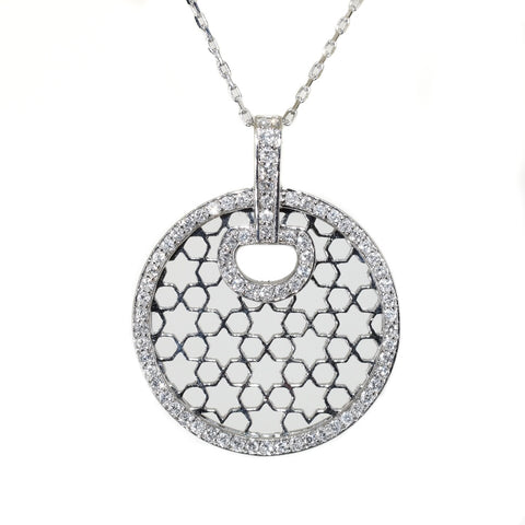 white gold diamond circle pendant