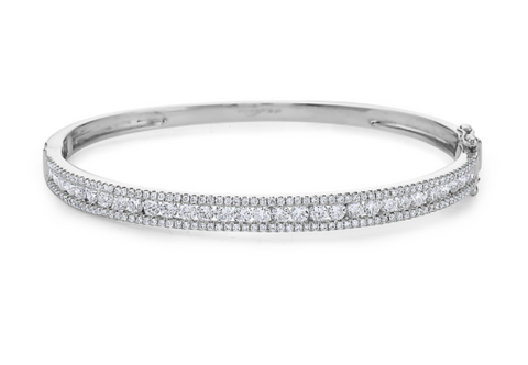 18kt White Gold Diamond Bangle (2.41 ctw)