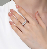 lafonn graduated oval five stone ring on hand